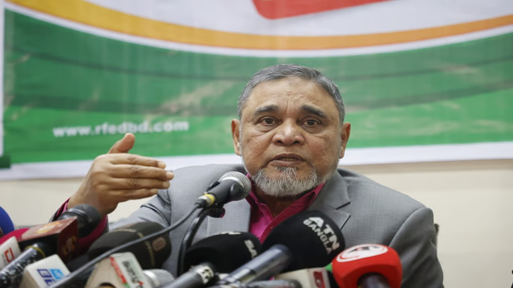 ফের বিতর্কিত ইসি, সুষ্ঠু নির্বাচন নিয়ে শঙ্কা!