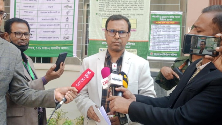 এক কেন্দ্রে দুই ঘণ্টায় ভোট পড়ল ৯.৪২ শতাংশ