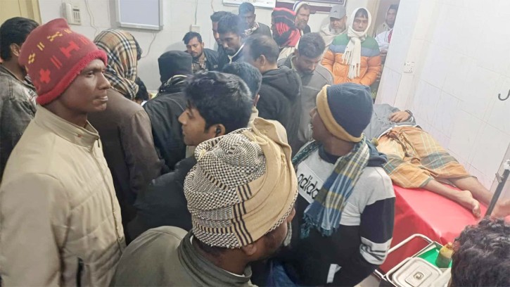 নাটোরে বিএনপি ও স্বতন্ত্র প্রার্থীর সমর্থকদের সংঘর্ষ, আহত ১৩